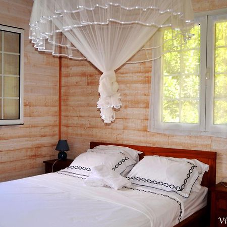 Villa Barthelemy ゴヤーヴ エクステリア 写真