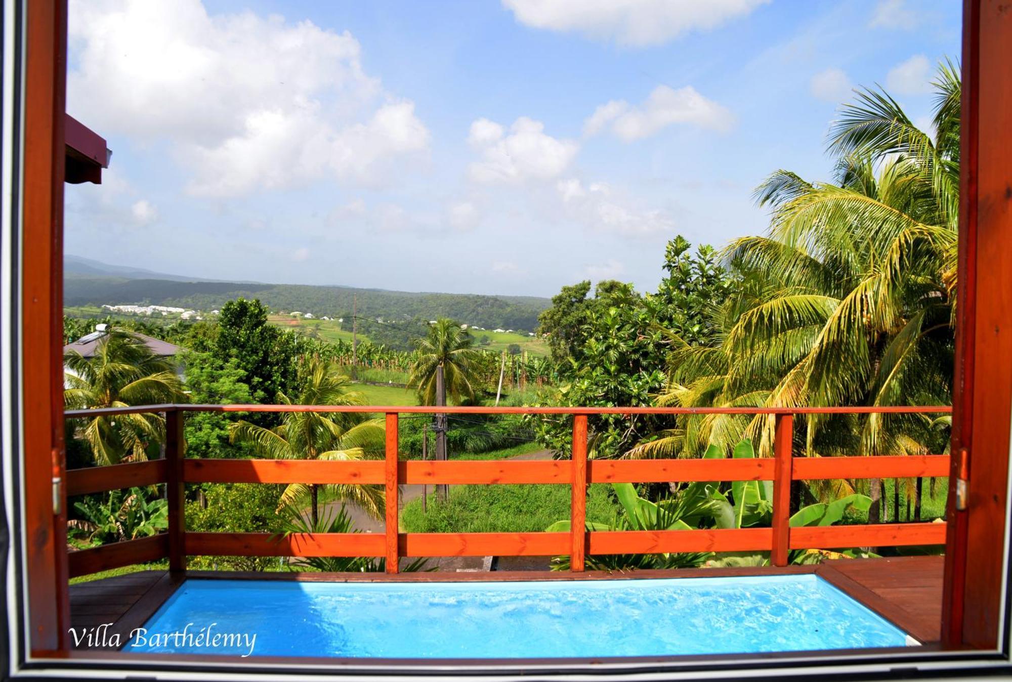 Villa Barthelemy ゴヤーヴ エクステリア 写真