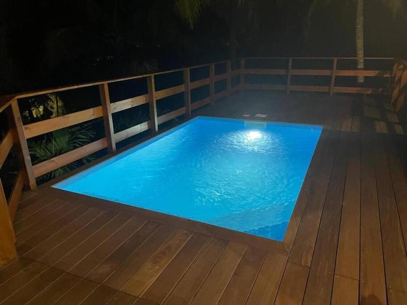 Villa Barthelemy ゴヤーヴ エクステリア 写真