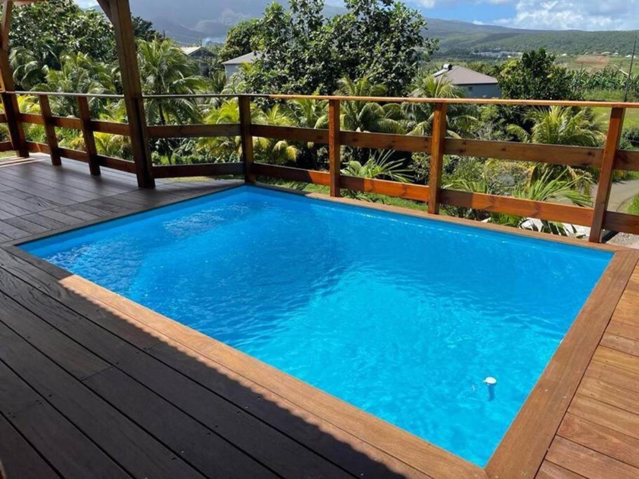Villa Barthelemy ゴヤーヴ エクステリア 写真